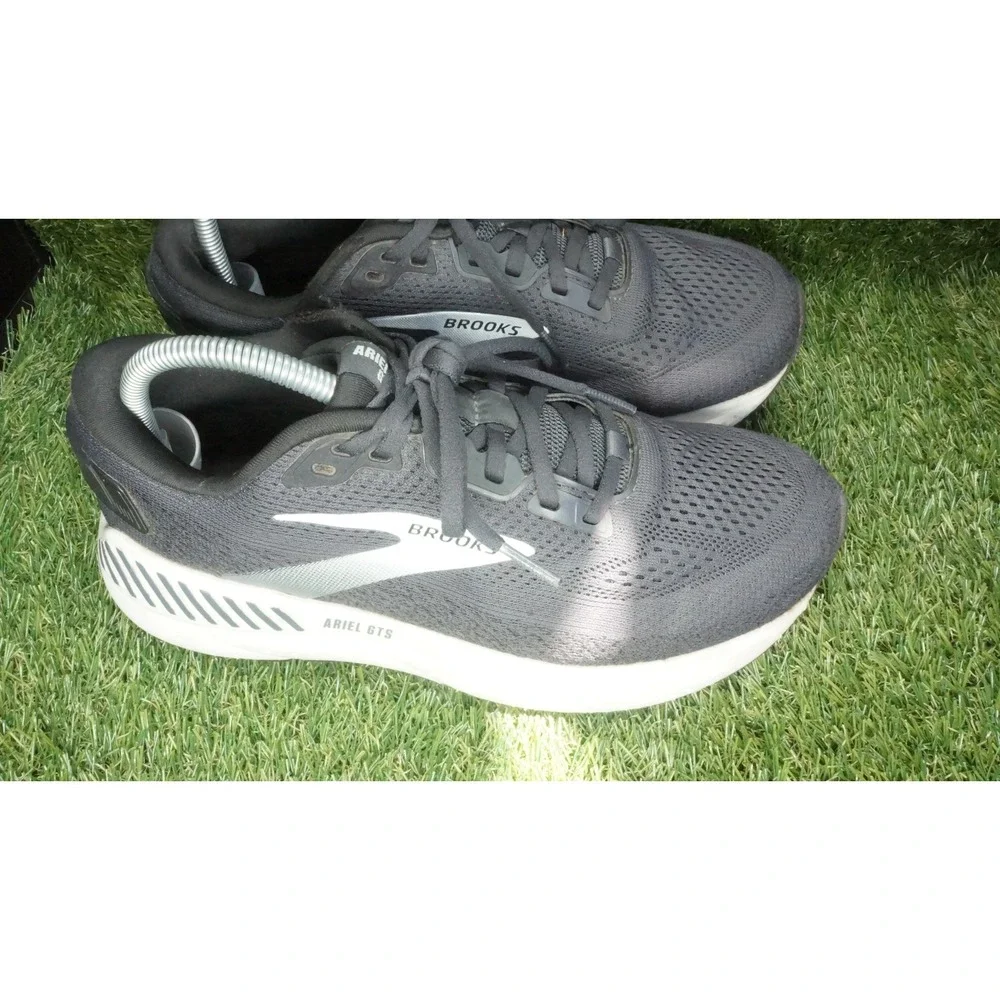 Brooks Ariel GTS Womens Running Shoes SZ 9 EE Gray Black Stability Sneakers